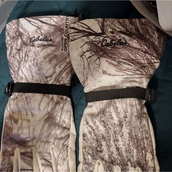 Cabela's winter gloves - Picture 2 of 5